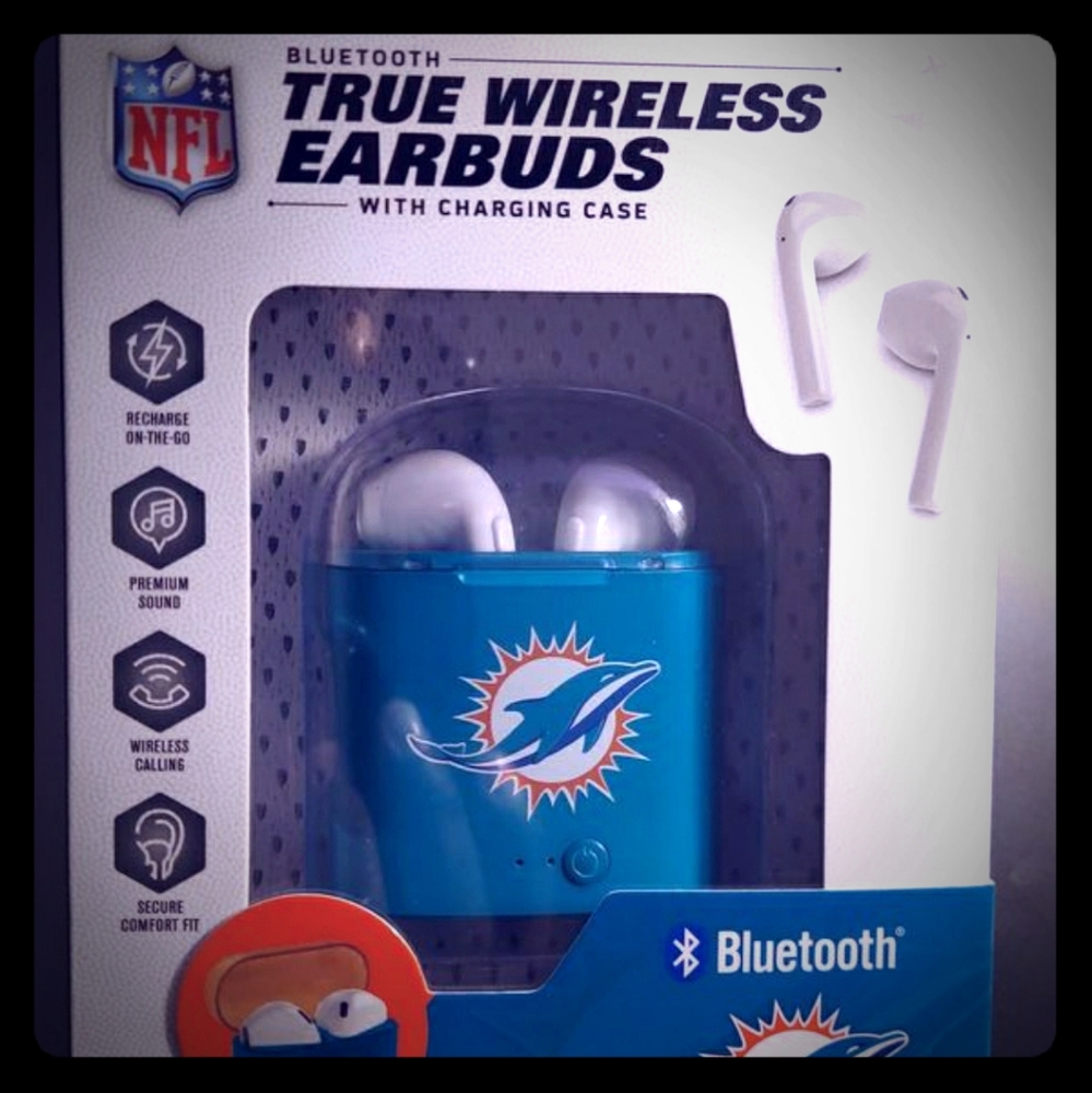 Earbuds